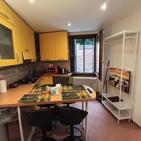 Ca'dei Nonni Canal View ונציה