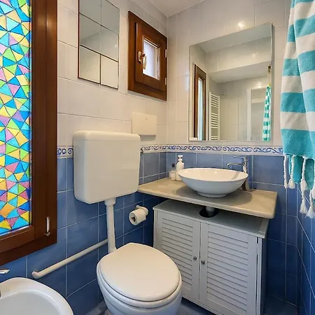 Ca'dei Nonni Canal View Apartament *