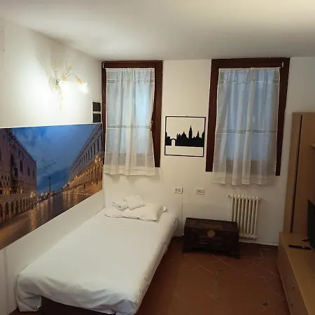 Ca'dei Nonni Canal View Apartament
